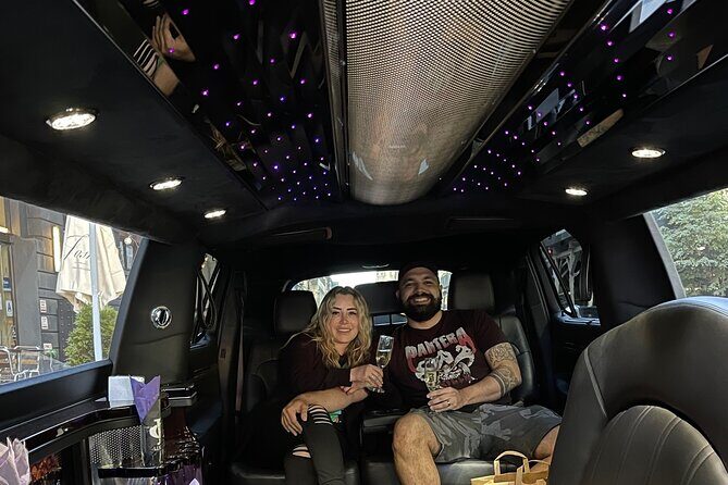 JFK Airport Limo Pick-up With Extra One Hour NYC Limo Sightseeing Tour - Who Should Consider This?