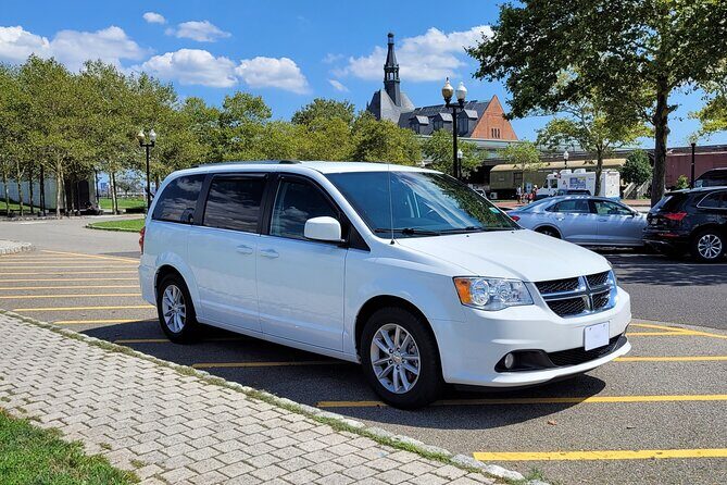 JFK Airport XL Mini Van Transport To Times Square New York - The Pickup Process: Simple and Straightforward