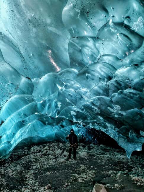 Jökulsárlón Ice Cave Tour - Inside Vatnajökull glacier - Getting a Feel for the Experience