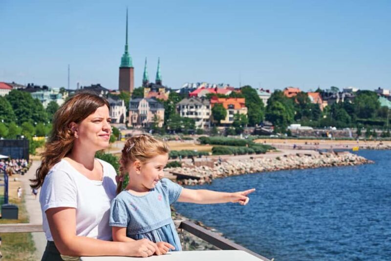 Joyful Family Walking Tour in Helsinki - Exploring Helsinki’s Cultural Core at a Gentle Pace