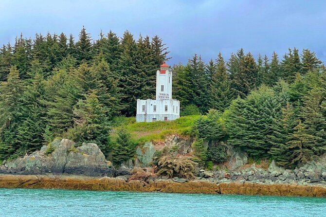 Juneau Lighthouse Tours - Whale watching & Lighthouse Combo - What the Reviews Say