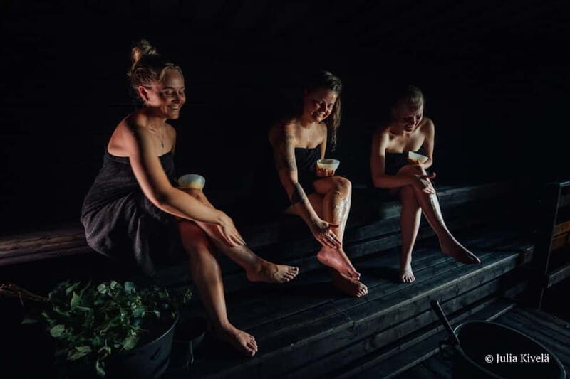 Jyvaskyla: Finnish Smoke Sauna Experience with Jacuzzis - What to Expect from the Finnish Smoke Sauna Experience