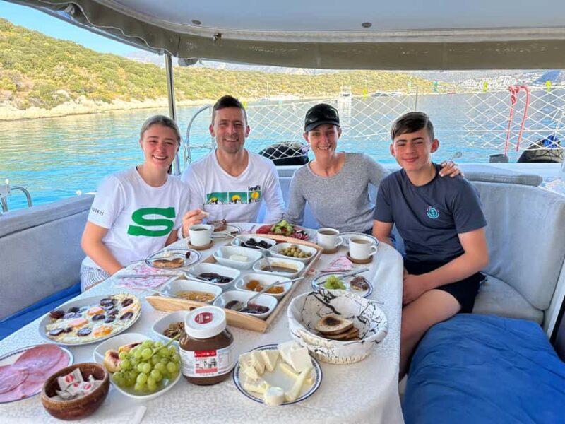 Ka: Day Sailing Catamaran Trip with Lunch and Snorkeling - FAQ