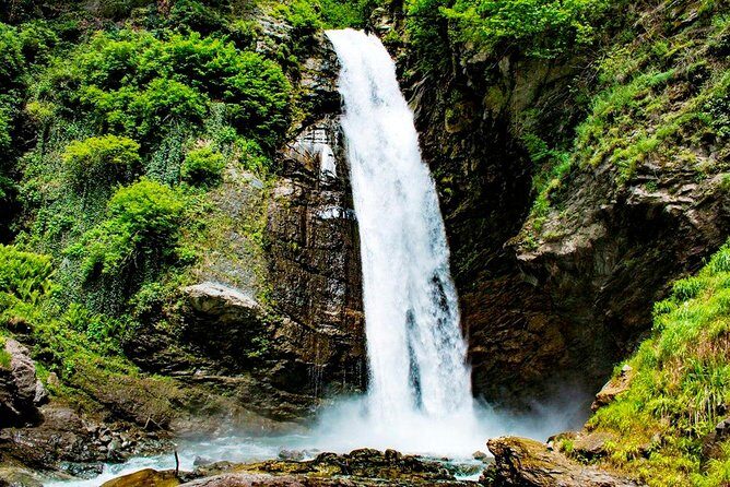 Kakheti: Signagi + Bodbe Monastery + Gurgeniani Waterfall - Who Should Consider This Tour?
