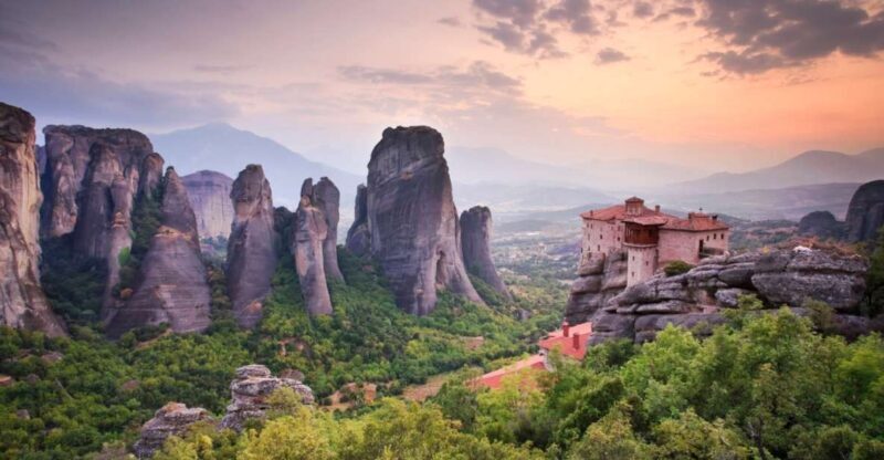Kalabaka: Meteora Monasteries Minibus Tour with Photo Stops - What to Expect on the Tour