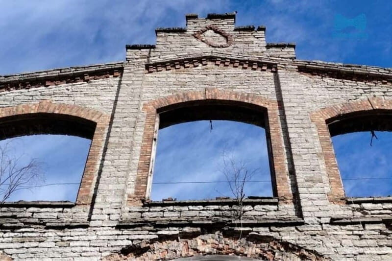 Kalamaja: Wooden Homes to Factories Engineer Walking Tour - Value and Pricing