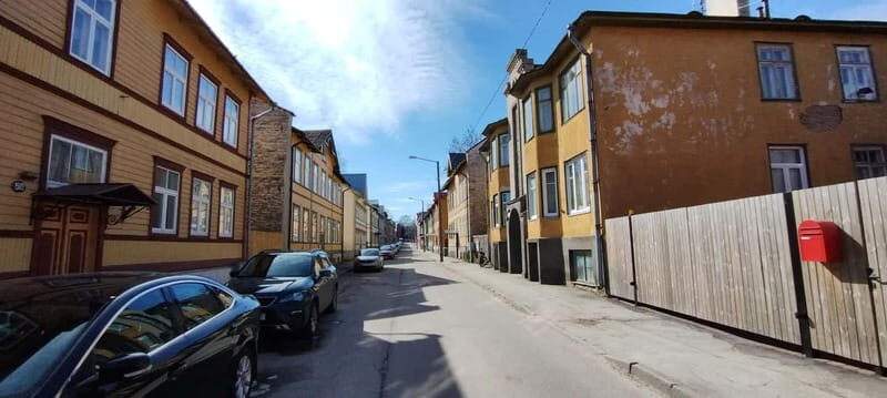 Kalamaja: Wooden Homes to Factories Engineer Walking Tour - Final Thoughts: Who Should Consider This Tour?