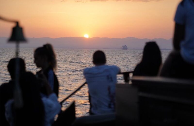 Kalamata: 2-hour Sunset cruise with local wine& fruit salads - A Closer Look at the 2-Hour Sunset Cruise