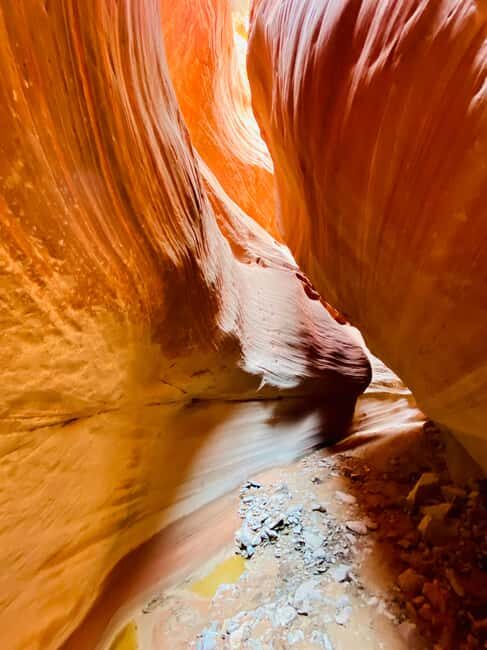 Kanab: Peekaboo Slot Canyon & Great Chamber Tour/Guided Hike - The Real User Perspective