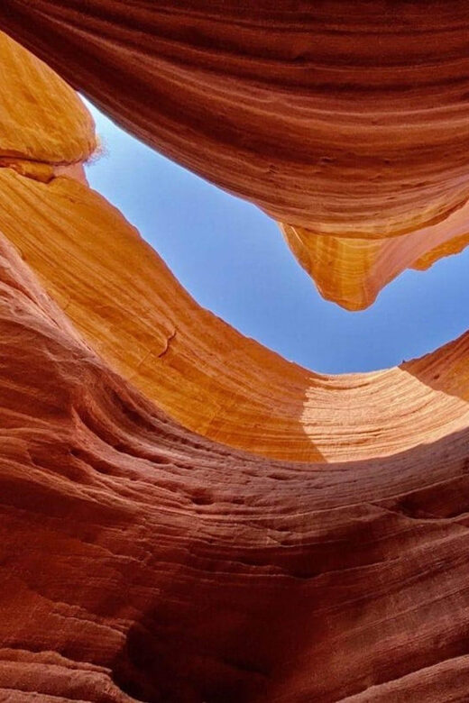 Kanab: Peekaboo Slot Canyon Tour - The Transportation and Group Size