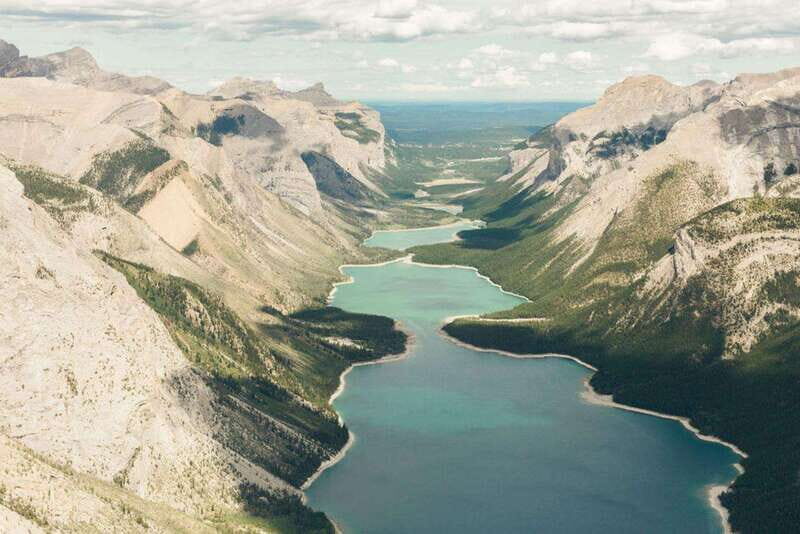 Kananaskis: 30-Minute Heli Tour of Minnewanka Lake and Banff - What to Expect From the Helicopter Tour