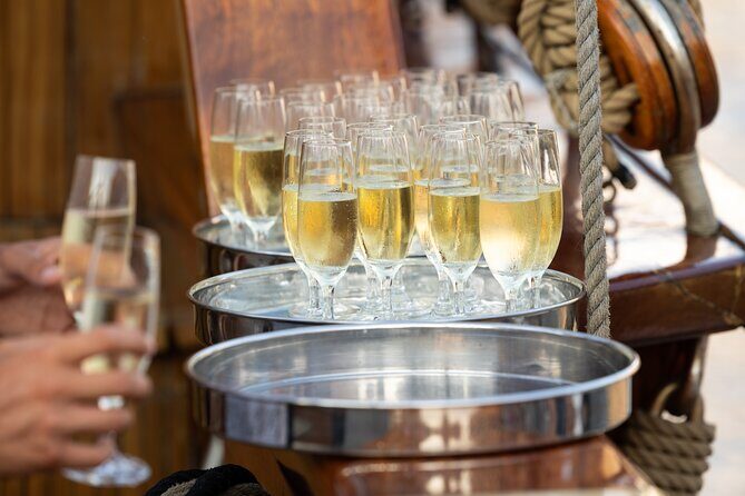 Karaka - The Best Dubrovnik Sunset Cruise (adults only) - FAQ