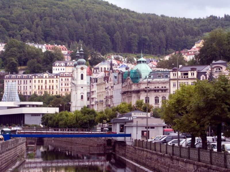 Karlovy Vary & Marianske Lazne Tour from Prague with Lunch - Practical Tips