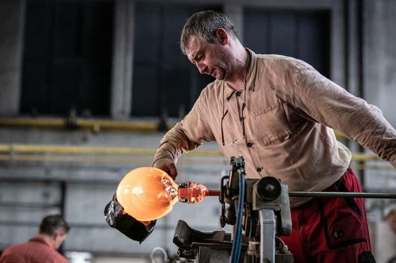 Karlovy Vary: Moser Glassworks Tour with Museum Entry - Price and Value