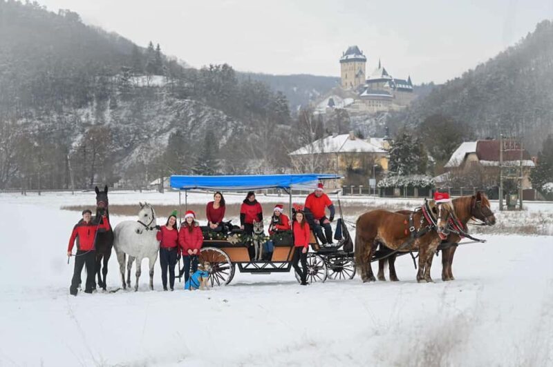Karltejn castle by horse carriage - Key Points