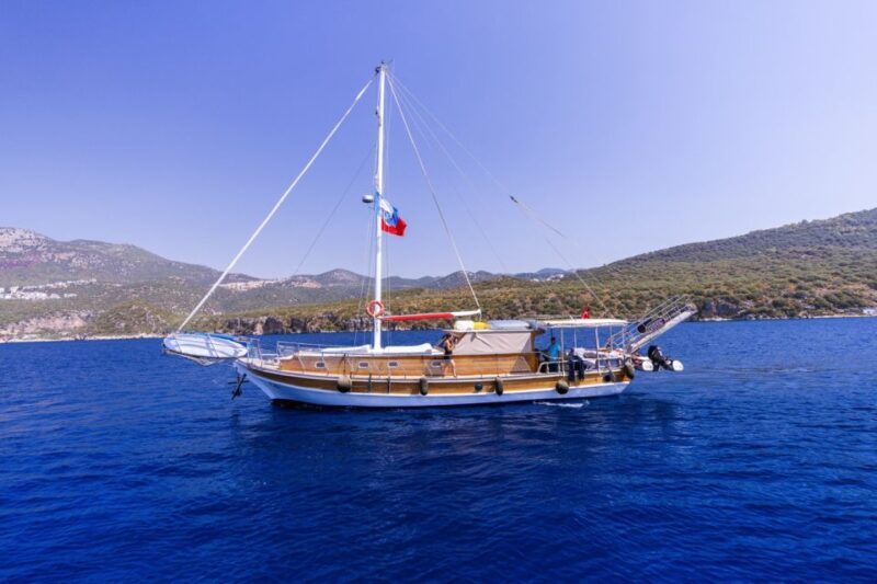 Kas: Limanagzi Beach & Island-Hopping Boat Tour with Lunch - The Food and Snorkeling Experience