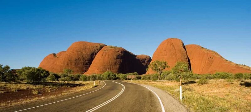 Kata Tjuta: Small Group Sunrise Tour with Picnic Breakfast - Experiencing the Sunrise