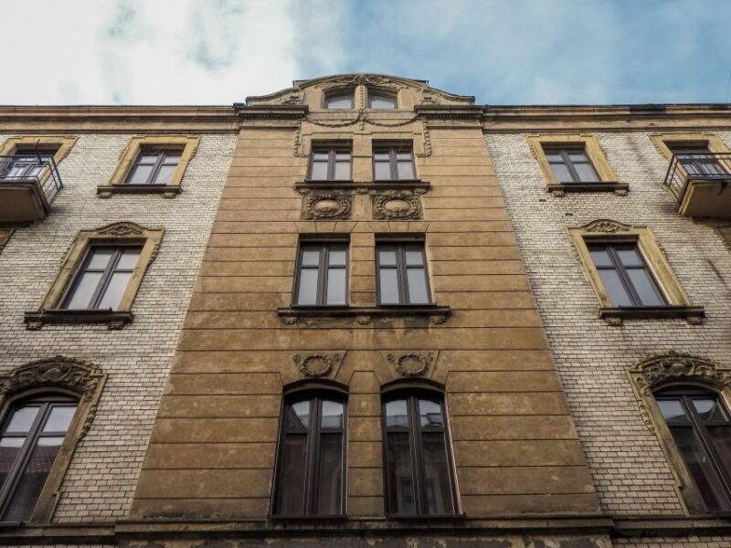 Katowice: Express Walk with a Local in 60 minutes - The Itinerary Breakdown