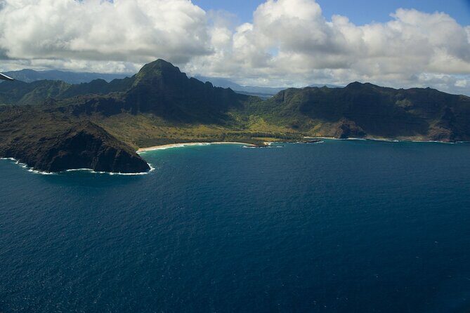 Kauai Airplane Tour: Na Pali Coast, Waterfalls & Window Seats - FAQs