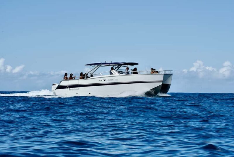 Kauai: Na Pali Coast Deluxe Power Catamaran Tour - Exploring Kauai’s Na Pali Coast by Power Catamaran