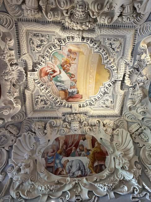 Kaunas: Paaislis Monastery and Church Guided Tour - The Architecture and Art