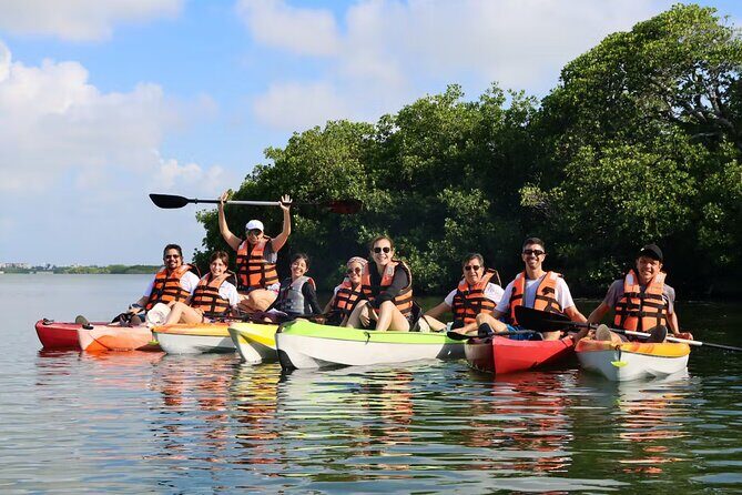 Kayak Activity in Nichupte Lagoon opt. Roundtrip transportation - Key Points