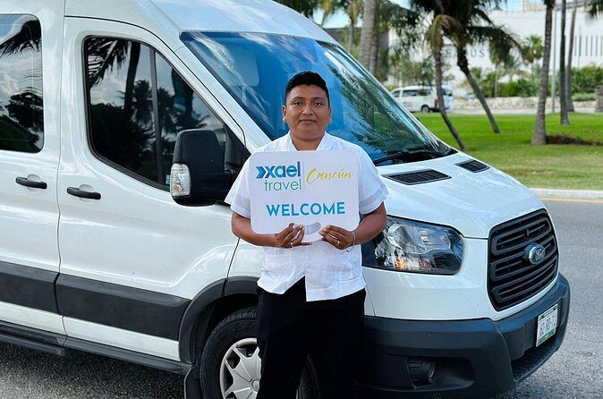 Kayak Activity in Nichupte Lagoon opt. Roundtrip transportation - The Sum Up