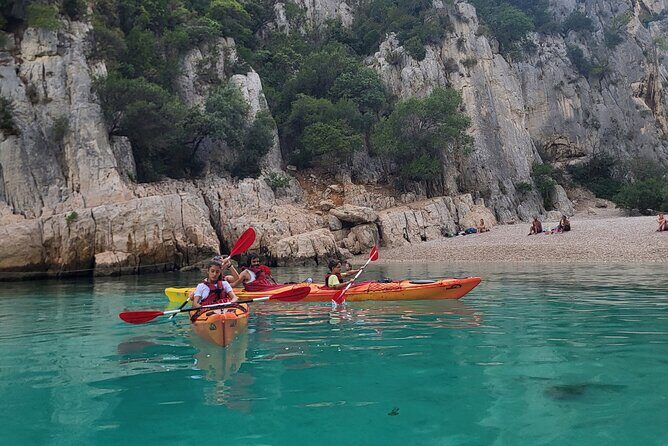 Kayak guided tour with a Local, Cassis Calanques National park - The Logistics and Practicalities