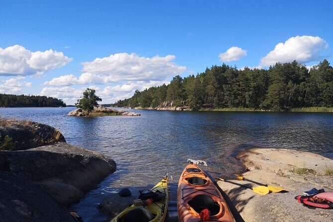Kayak Tour in the Stockholm Archipelago with Lunch Meal - Key Points