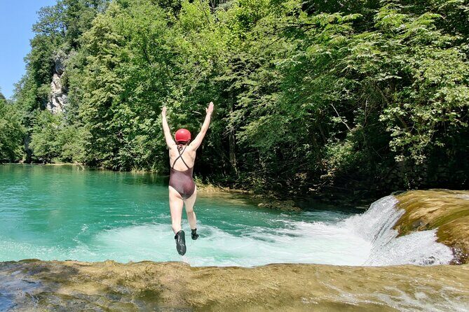 Kayaking Mreznica Waterfalls close to Plitvice Lakes - Key Points