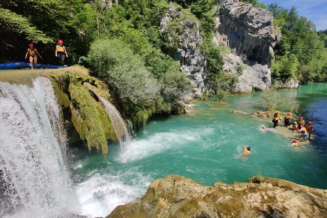 Kayaking Mreznica Waterfalls close to Plitvice Lakes - What About the Downsides?