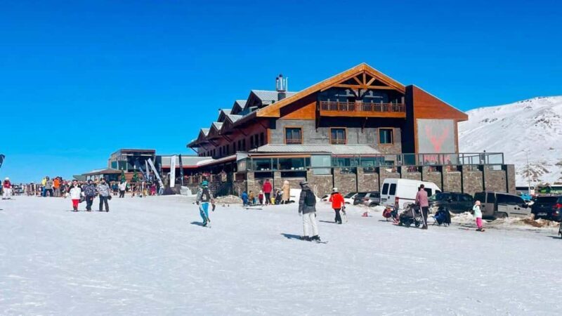 Kayseri: Erciyes Ski Tour with Equipment & Optional Trainer - Après-Ski Comfort and Return