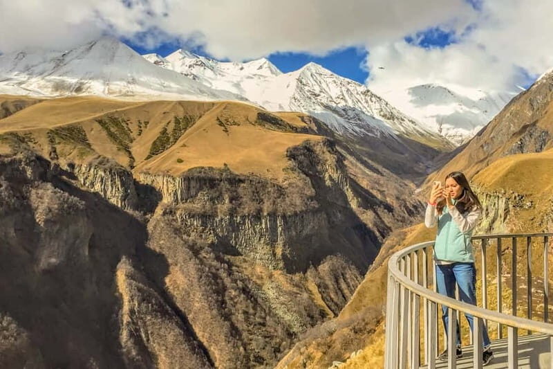 Kazbegi, Stepantsminda, and Gudauri Tour - Key Points