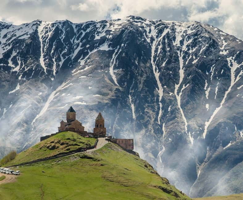 Kazbegi Tour with Fantastic Views of Caucasus Mountains - An In-Depth Look at the Kazbegi Tour Experience