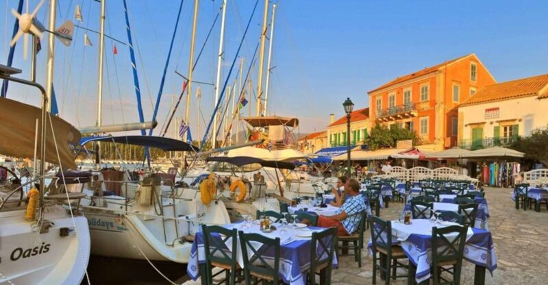 Kefalonia: Island Highlights Bus and Boat Tour with Lunch - The Itinerary in Detail: What to Expect on the Day