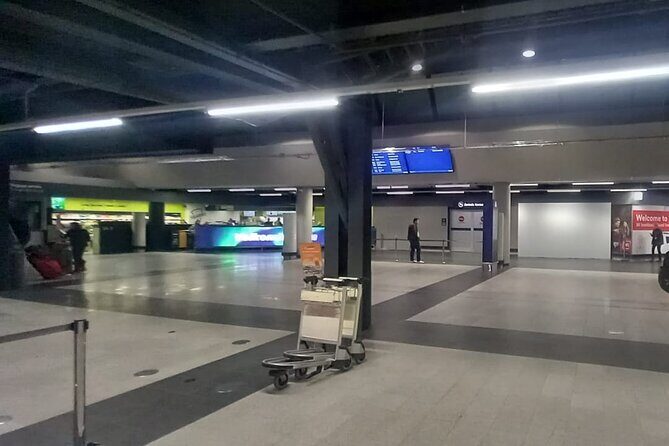 Keflavik International Airport Private Transfer To/From Reykjavik - FAQs