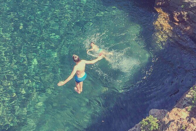 Kelowna Boat Hire Waves and Wines Boat Tour - Who Is This Tour Best For?