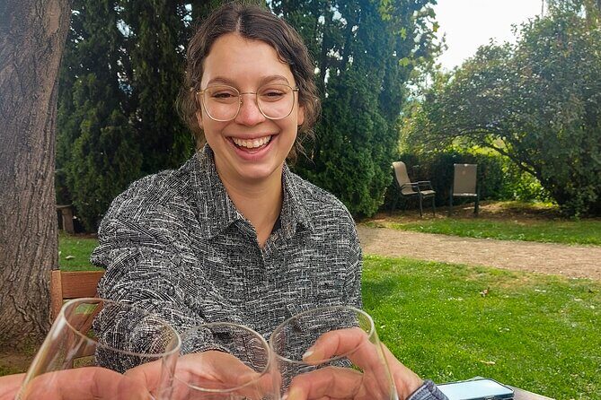 Kelowna Guided E-Bike Wine Tour with Tastings and Okanagan Lunch - FAQs