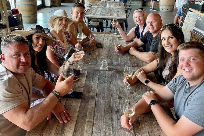 Kelowna Mystery Full Day Guided Wine Tour With 5 Wineries - An In-Depth Look at the Kelowna Mystery Wine Tour