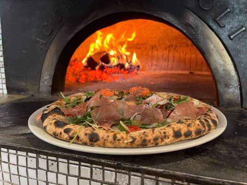 Kelowna: Ultimate Kelowna Food Tour - An In-Depth Look at the Kelowna Food Tour