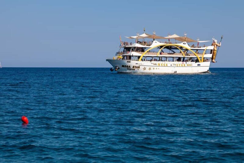 Kemer: Megastar Party Boat Cruise Incl. Lunch & Foam Party - How the Experience Might Feel