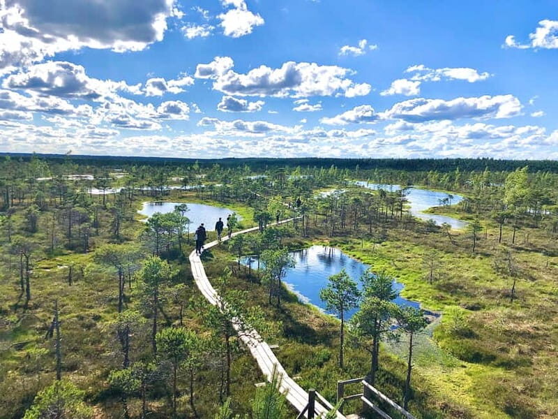 Kemeri N Park, Jurmala, Lake Melnezers & White Castle Hotel - Jurmala: Latvia’s Seaside Gem