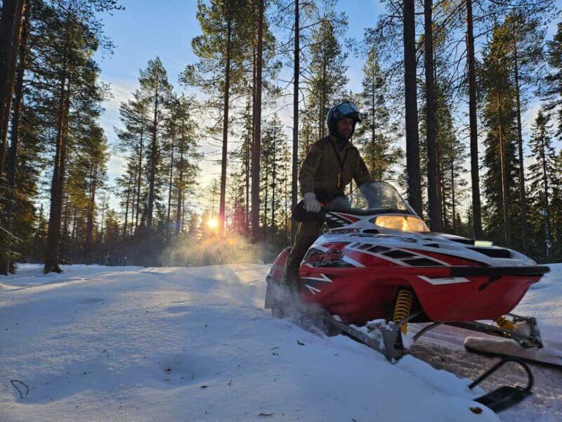 Kemi-Tornio: Snowmobile Safari Experience - The Experience Itself – Day by Day