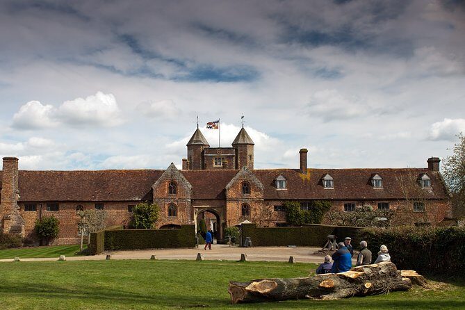 Kent; Garden of England Private Tour including Passes to 4 Sites - FAQs