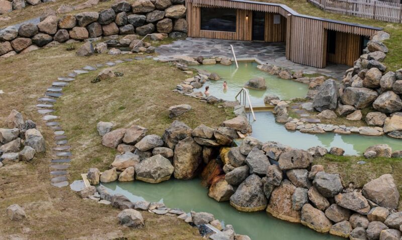 Kerlingarfjöll: Highland Baths Admission - Exploring the Surroundings