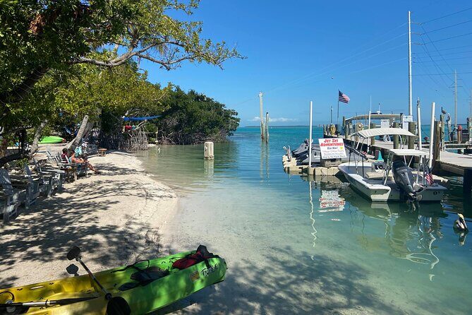 Key Largo and Islamorada Private Tour by Cabriolet Bus - Key Points