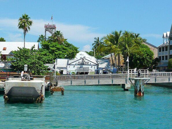 Key West Aquarium Admission - Key Points