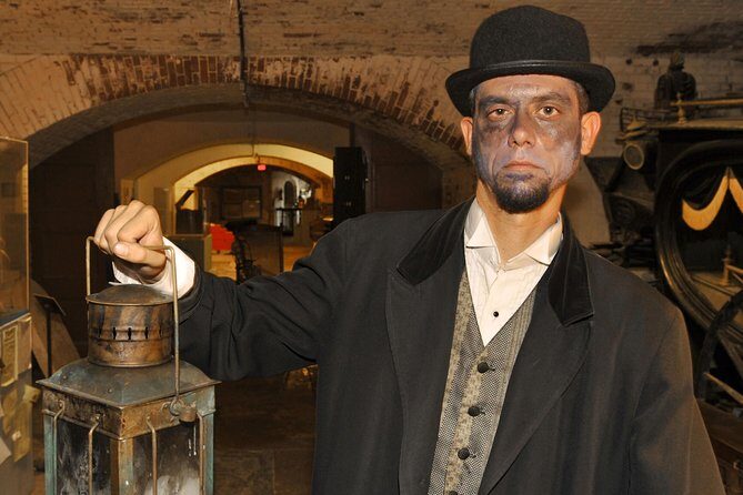 Key West Ghosts and Gravestones Trolley Tour - An In-Depth Look at the Ghosts and Gravestones Trolley Tour