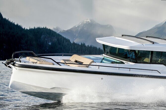 Key West Private Luxury Charter Rental: Boat Rental with Captain - FAQ