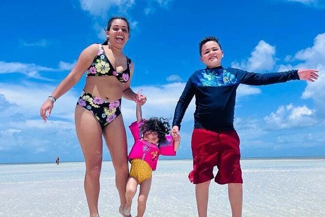 Key West Sandbar Charter With Kayak Tour: Includes Lunch & Drinks - FAQs